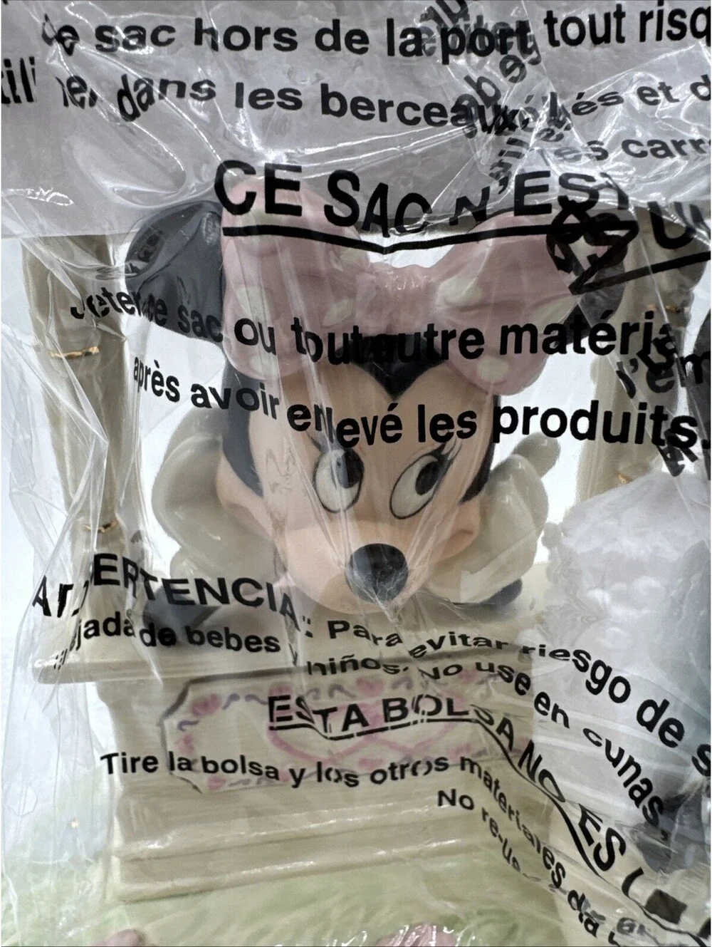Lenox Disney Showcase 2010 “Kisses For Mickey” 8” 24K & Ivory China Figurine New
